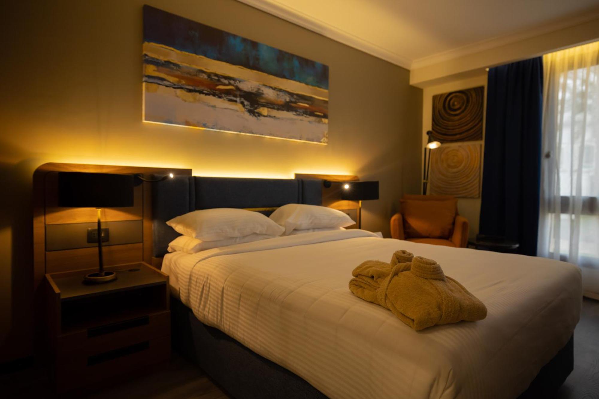 Le Passage Cairo Hotel & Casino Oda fotoğraf A room at the hotel